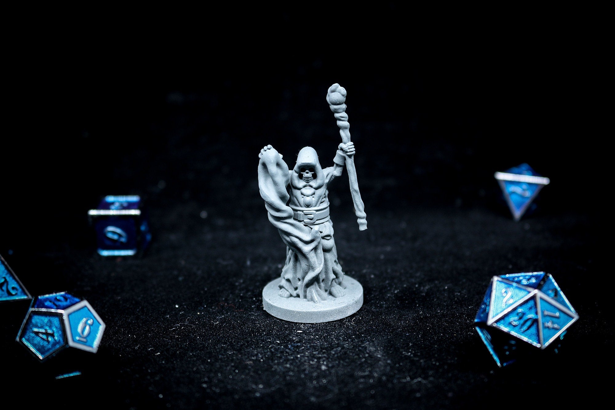 UNDEAD NECROMANCER | Dungeons and Dragons | DnD | Pathfinder | Tabletop | RPG | Hero Size | 28 mm-Role Playing Miniatures
